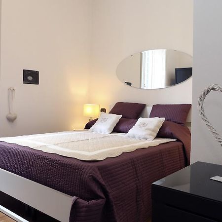 רומא Caracciolo Guest House חדר תמונה