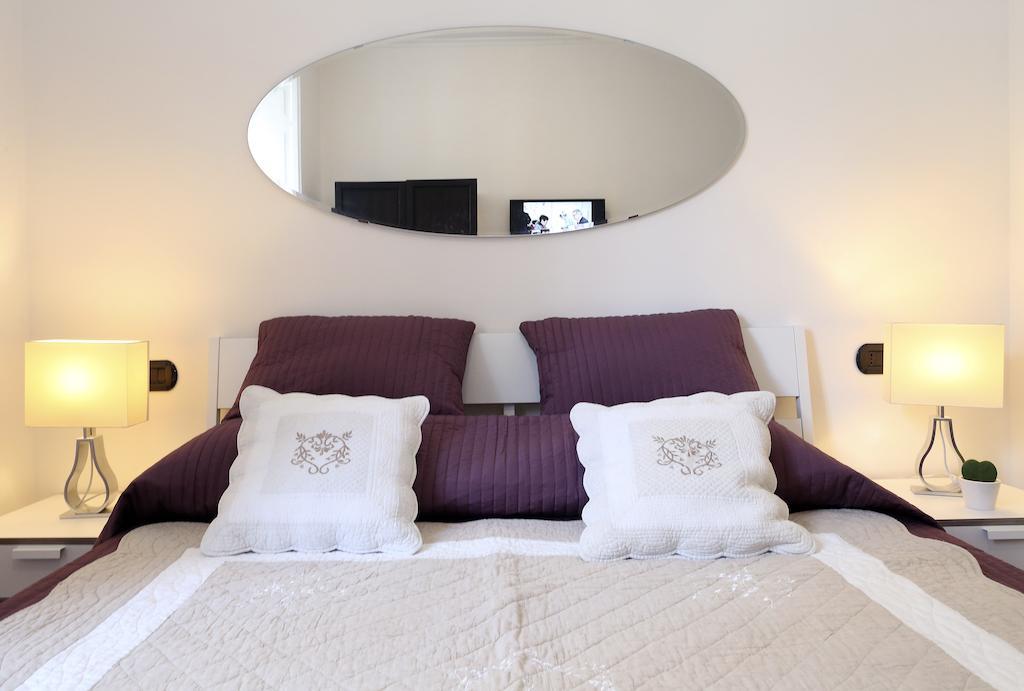 רומא Caracciolo Guest House חדר תמונה